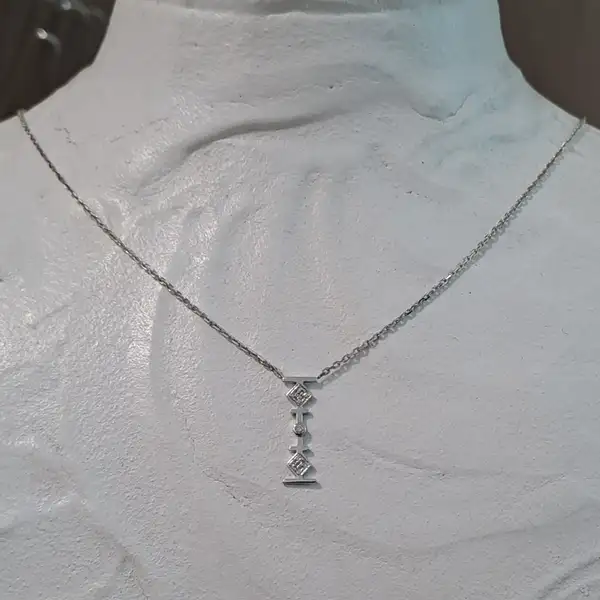 pendentif-or-gris-bijoux-bcg-designer pendentif-or-gris-bijoux-bcg-designer-bijouterie-philippe